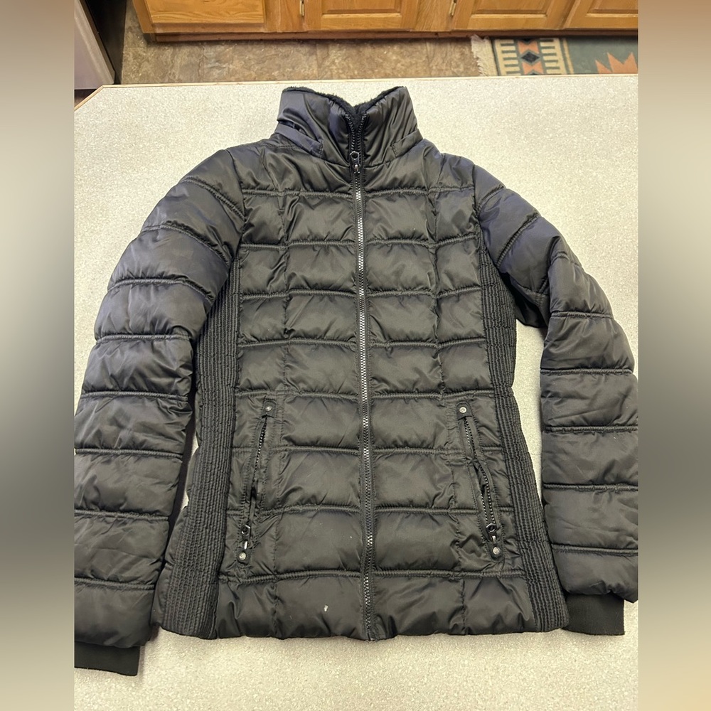 Nautica brand women’s black puffer jacket